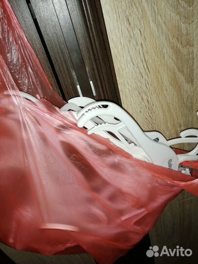 Вешалки детские