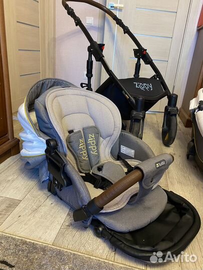Коляска zippy 2 в 1