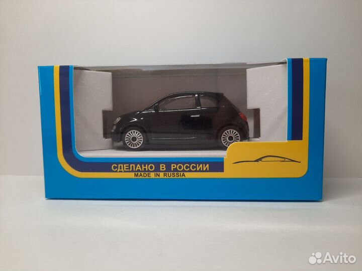 Модель Fiat 500 коллекционная машинка