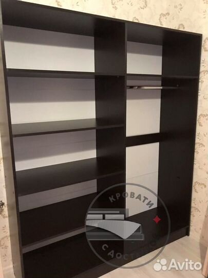 Шкаф распашной