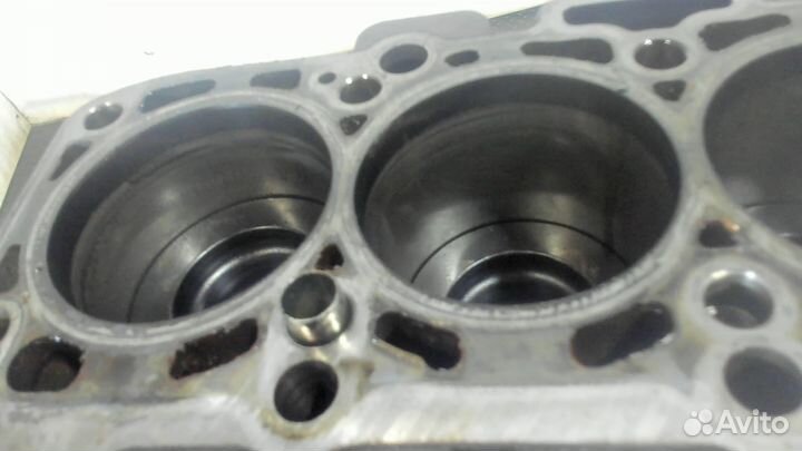 Блок цилиндров Volkswagen Tiguan, 2009