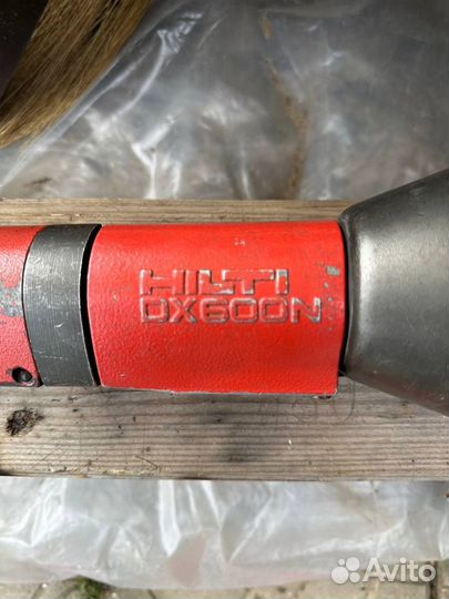 Монтажный пистолет Hilti DX 600N