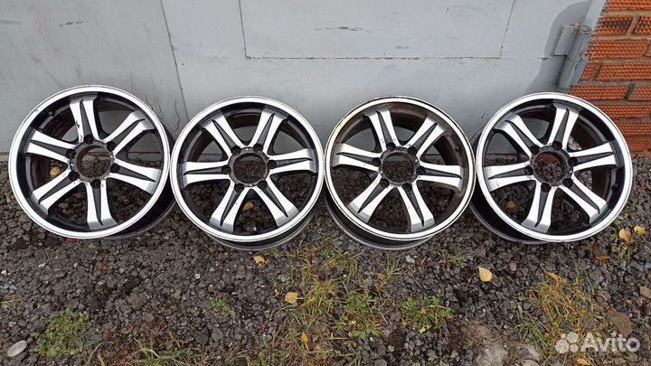 Литые диски r17 6/139.7 Ц.О 100