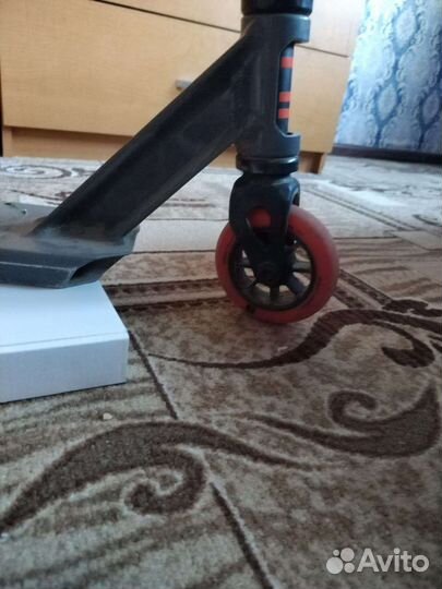 Трюковой самокат oxelo