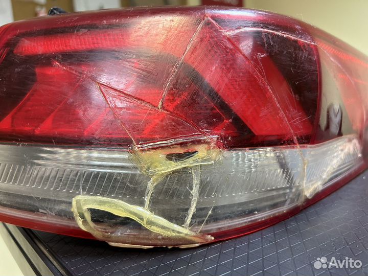 Задний правый фонарь на Kia Optima JF, 92402 D4600