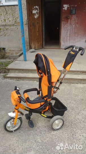 Детский трехколесный велосипед