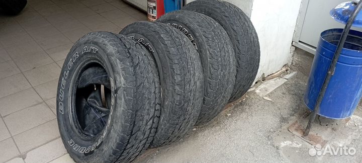 Bridgestone Dueler A/T 697 265/70 R16