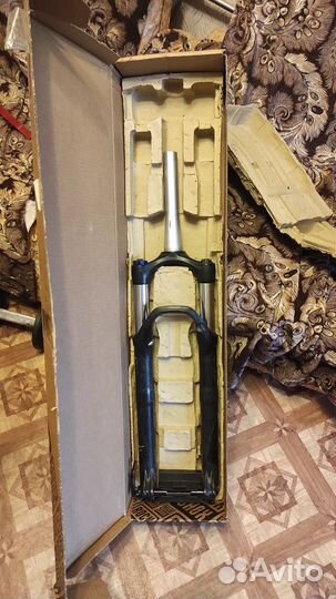 Вилка RockShox recon 29