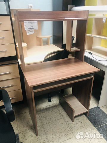 Стол компьютерный