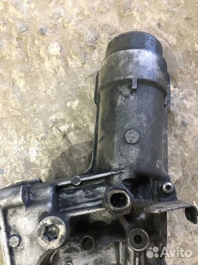 Корпус масляного фильтра Volkswagen Passat B5+ 1.9