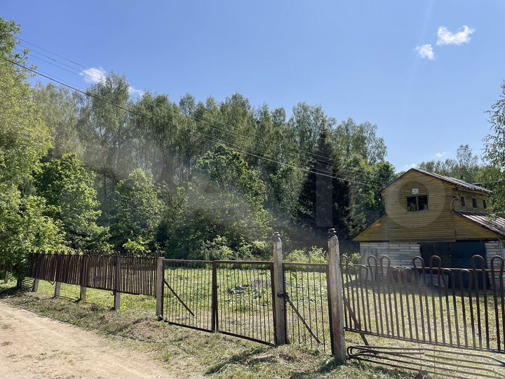 Дача 10 м² на участке 15 сот.