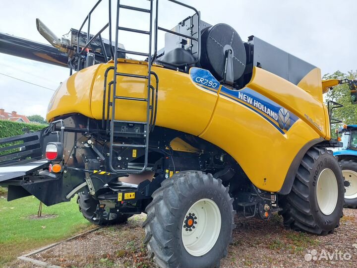 Комбайн New Holland CX 7.90, 2024