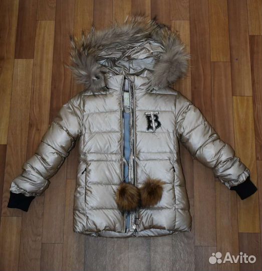 Зимняя куртка для девочки новая 104