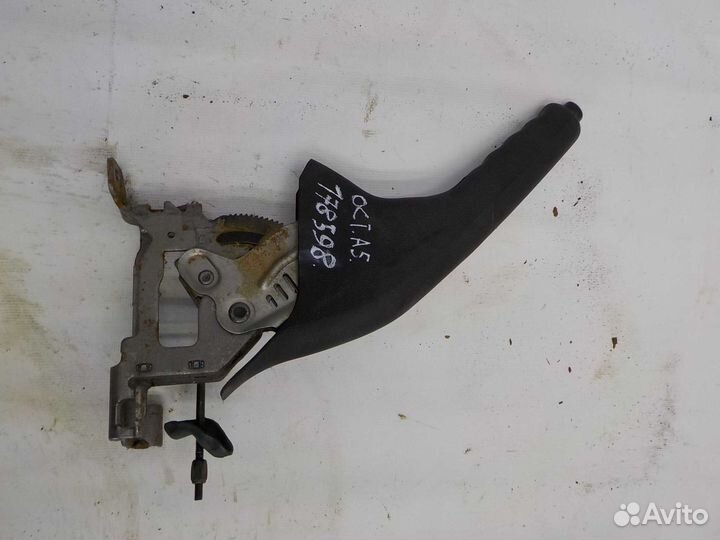 Ручка ручника skoda octavia A5