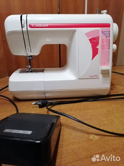 Швейная машина Jaguar