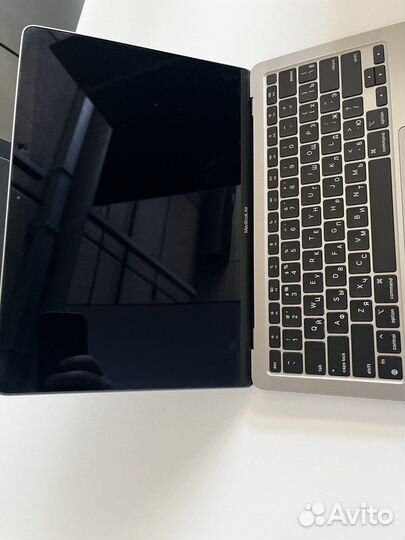 Apple MacBook air 13 2020 m1 8gb 512