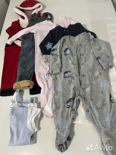 Три пакета с детской фирменной одеждой