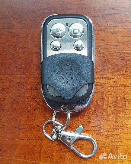 Пульт от ворот и шлагбаумов