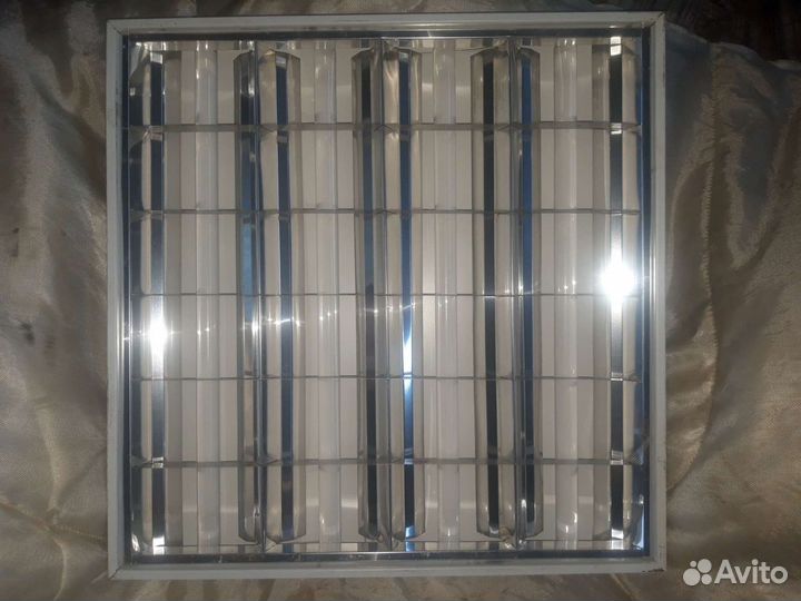 Светильник потолочный