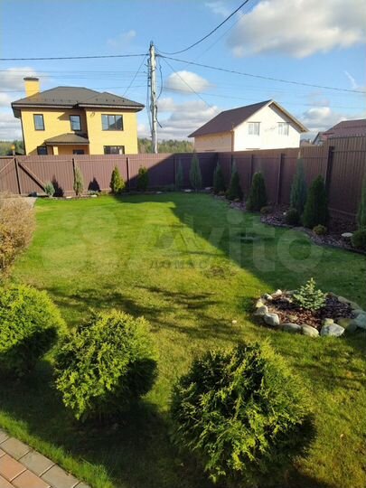 Коттедж 187 м² на участке 20 сот.