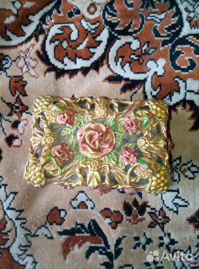 Шкатулка для украшений