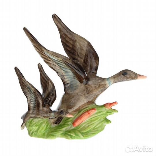 Фигурки новые. Керамика, камень, фарфор