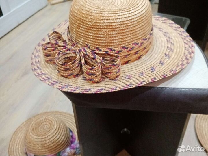 Шляпа женская соломенная