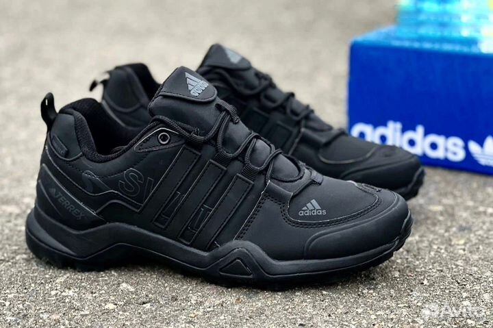 Кроссовки осень Adidas terrex