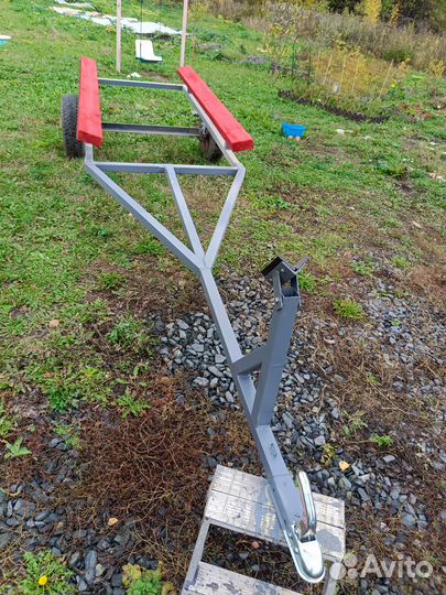 Лодочный прицеп