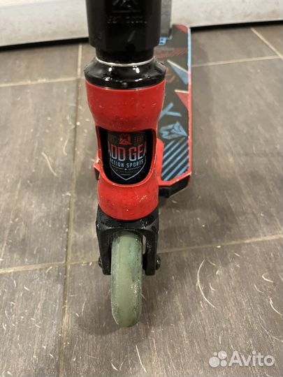 Трюковой самокат madd gear