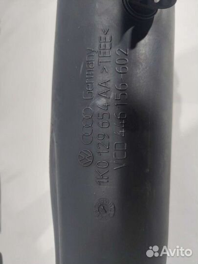 Патрубок интеркулера Skoda Octavia A5 1.9 TDI BKC