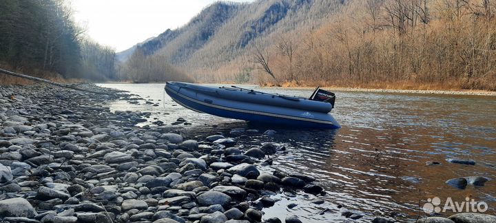 Продам лодку Выдра