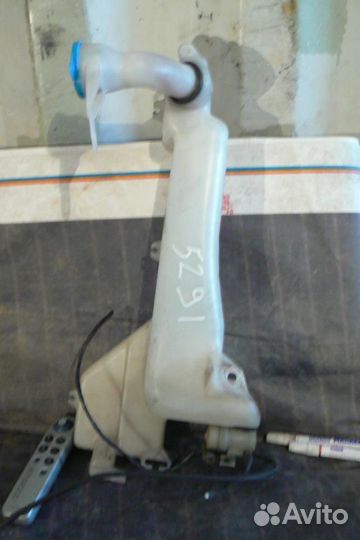 Бачок омывателя Hon/ HR-V/ GH1,GH2,GH3,GH4/ к.т.№7