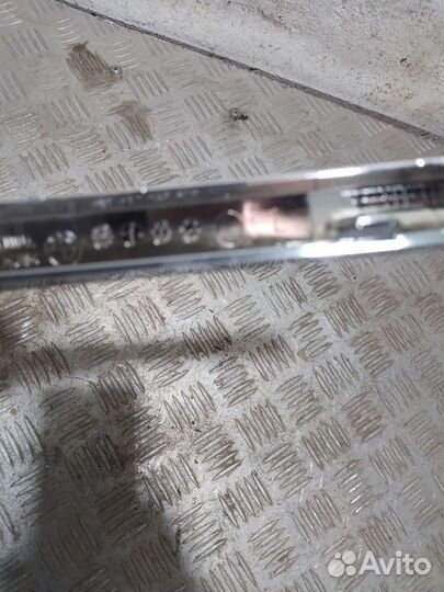 Хром переднего бампера левый BMW X7 G07