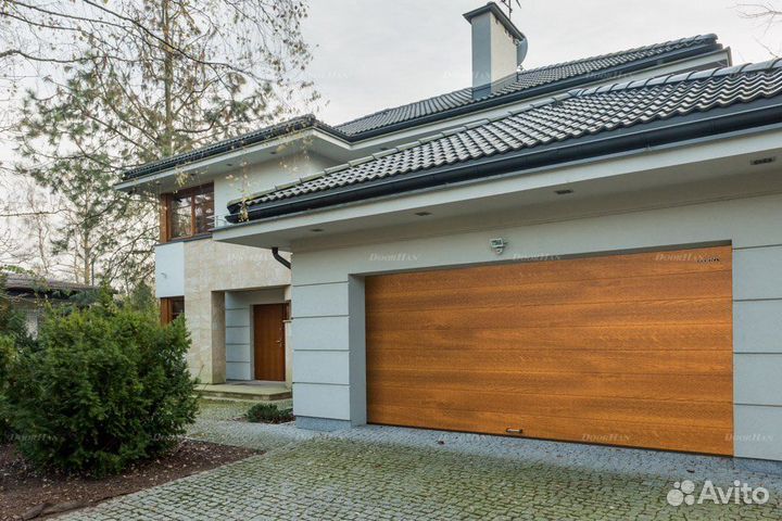 Ворота секционные подьемные