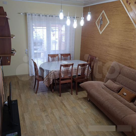 Таунхаус 68,2 м² на участке 1 сот.