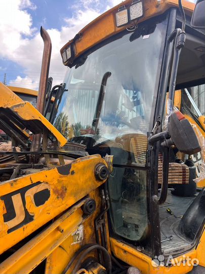 Стекло JCB для экскаватора-погрузчика JCB 3CX и 4C