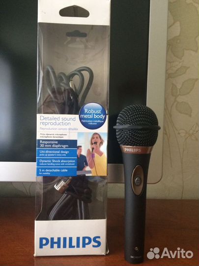 Микрофон и Караоке Philips Blu-Ray 3D disk/ DVDs p