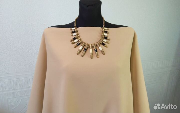 Комплект бижутерии серьги и колье