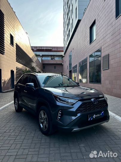 Toyota RAV4 2.5 AT, 2019, 43 200 км