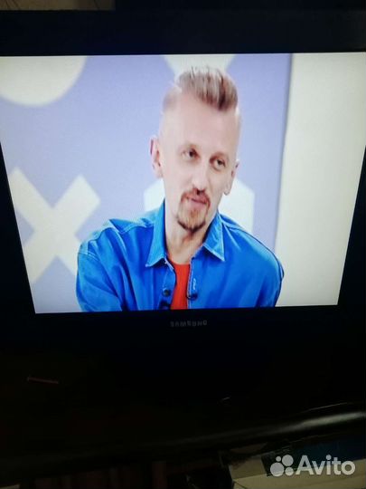 Телевизор samsung