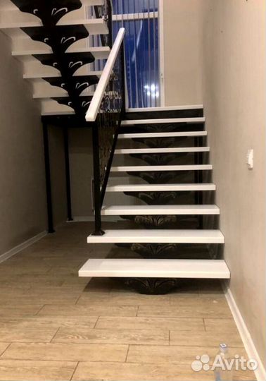 Лестница винтовая в дом