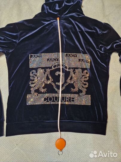 Спортивный костюм женский