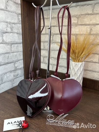 Сумка клатч сердце Alaia бордовая лаковая кожа
