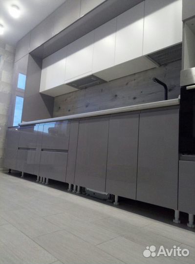 Кухня. Прямой кухонный гарнитур