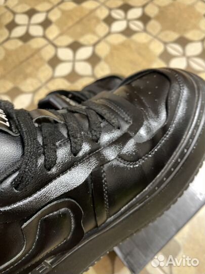 Кроссовки женские 38 размер бу