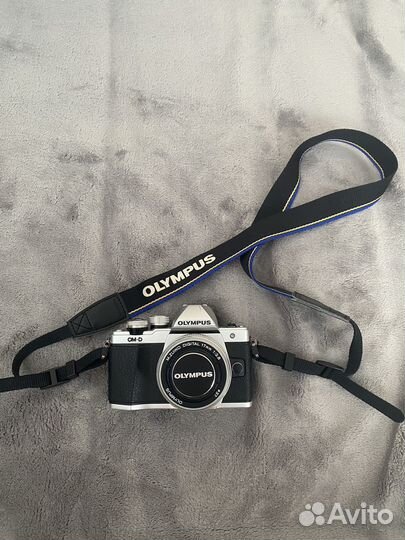 Фотоаппарат Olympus OM-D E-M10 mark ii