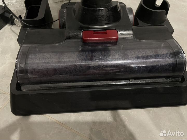 Вертикальный пылесос