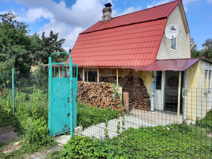 Дом 62 м² на участке 6 сот.