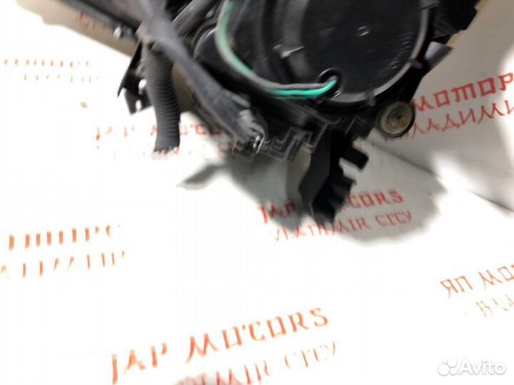 Фара ксеноновая правая Nissan X Trail T31 2.0 MR20